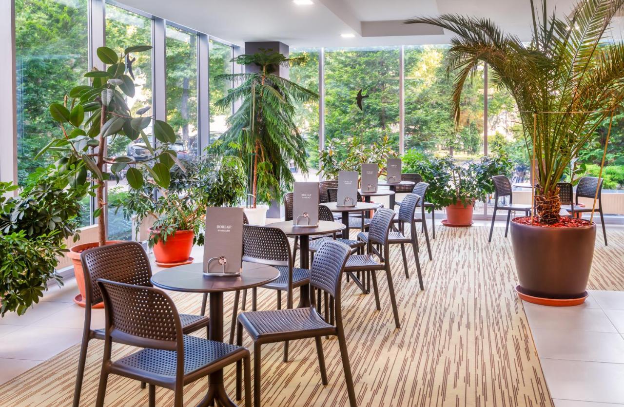 Hunguest Hotel Erkel Dürer Gyula Exterior foto